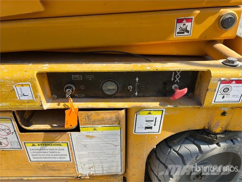 Haulotte Compact 10 Electric Scissor Lift Saxliftar