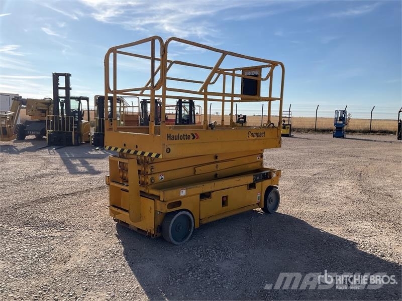 Haulotte Compact 10 Electric Electric Scissor Lift Nůžková zvedací plošina