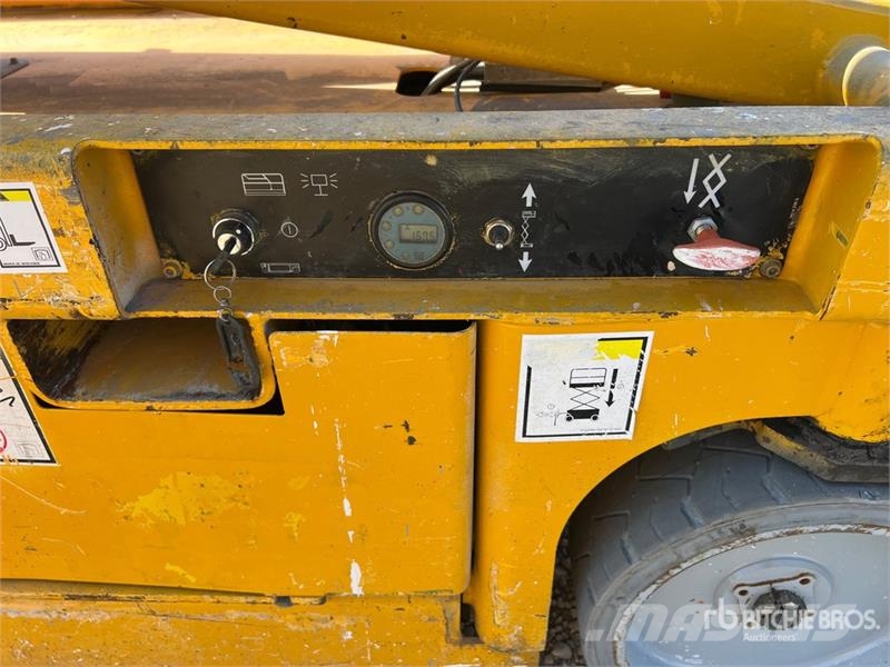 Haulotte Compact 10 Electric Scissor Lift Ανυψωτήρες ψαλιδωτής άρθρωσης