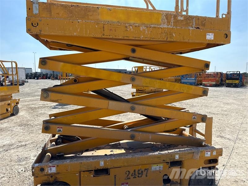 Haulotte Compact 10 Electric Scissor Lift Scheren-Arbeitsbühnen