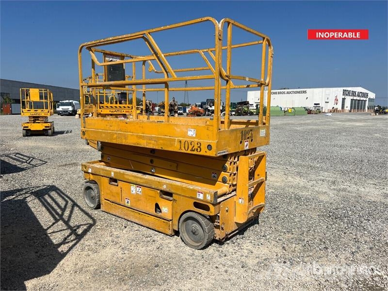 Haulotte Compact 10 Electric Scissor Lift (Inoperable) Škaraste platforme