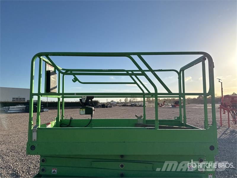 Haulotte Compact 10 Electric Scissor Lift (Inoperable) Käärtõstukid