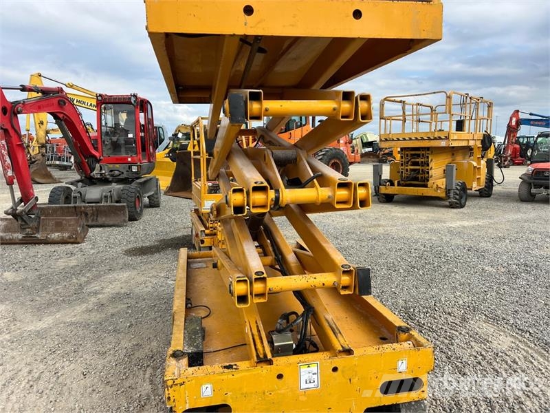 Haulotte Compact 10 Electric Scissor Lift Škarjaste dvižne ploščadi