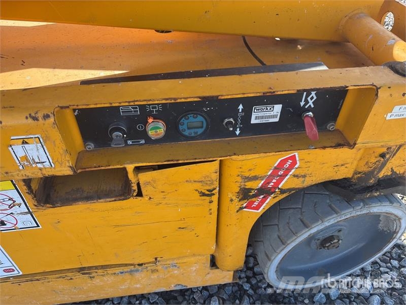 Haulotte Compact 10 Electric Scissor Lift Šķerveida pacēlāji