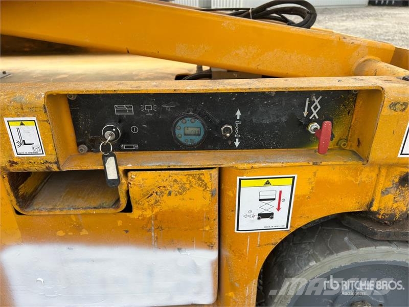 Haulotte Compact 10 Electric Scissor Lift Škarjaste dvižne ploščadi
