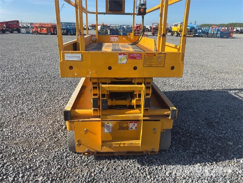Haulotte Compact 10 Electric Scissor Lift Šķerveida pacēlāji