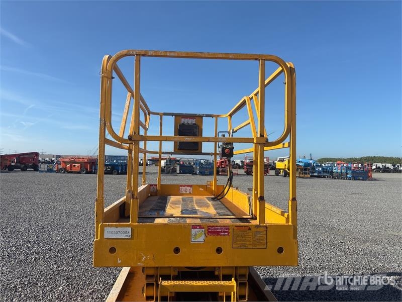 Haulotte Compact 10 Electric Scissor Lift Šķerveida pacēlāji