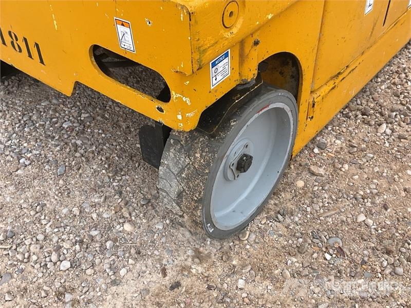 Haulotte Compact 10 Electric Scissor Lift Ollós emelők