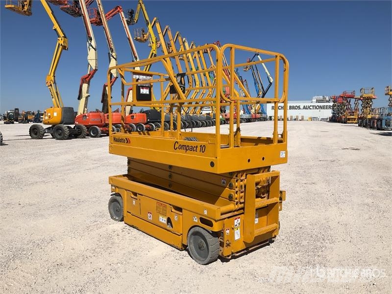 Haulotte Compact 10 Scissor Lift Škarjaste dvižne ploščadi