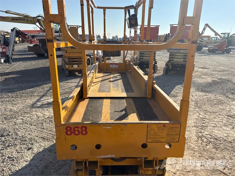 Haulotte Compact 10N Electric Scissor Lift Scissor lifts