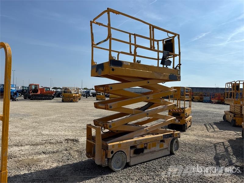 Haulotte Compact 10N Electric Scissor Lift Ollós emelők