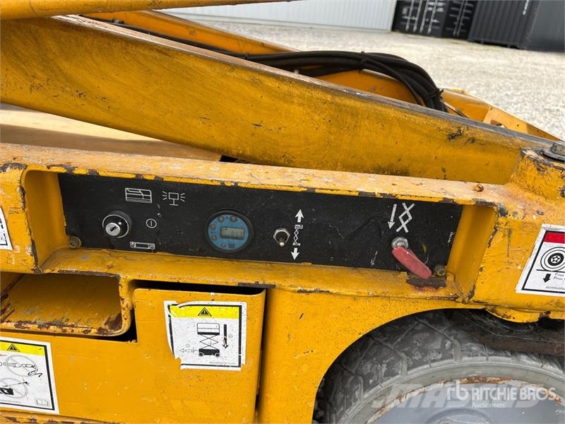 Haulotte Compact 10N Electric Scissor Lift Makasli platformlar