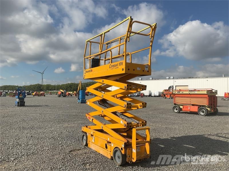 Haulotte COMPACT 10N Electric Scissor Lift Scheren-Arbeitsbühnen