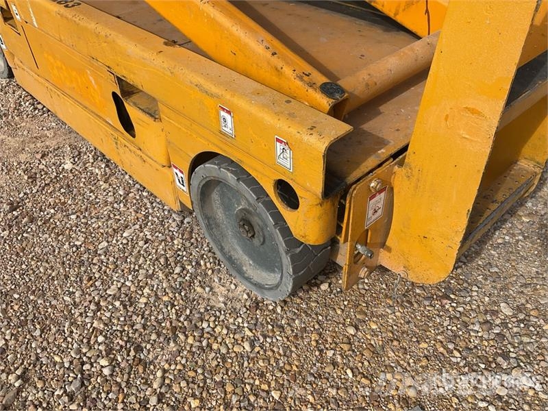 Haulotte Compact 10N Electric Scissor Lift Elevadores de tesoura