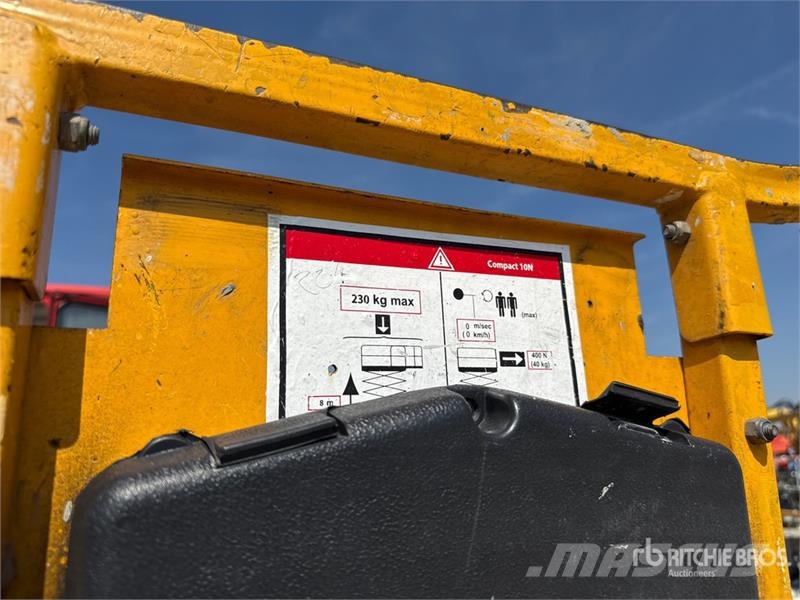 Haulotte Compact 10N Electric Scissor Lift Scheren-Arbeitsbühnen