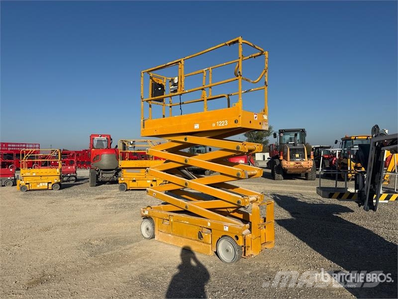 Haulotte Compact 10N Electric Scissor Lift Scissor lifts