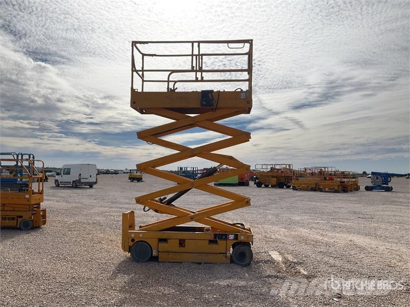 Haulotte Compact 10N Electric Scissor Lift Elevadores de tesoura