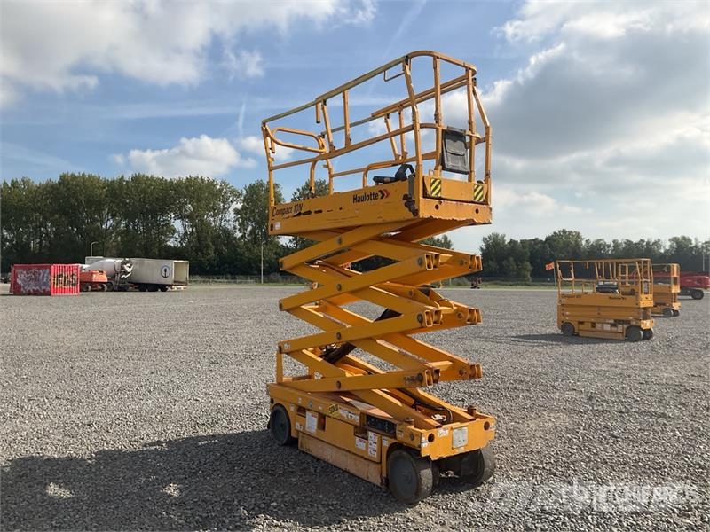 Haulotte COMPACT 10N Electric Scissor Lift Scheren-Arbeitsbühnen