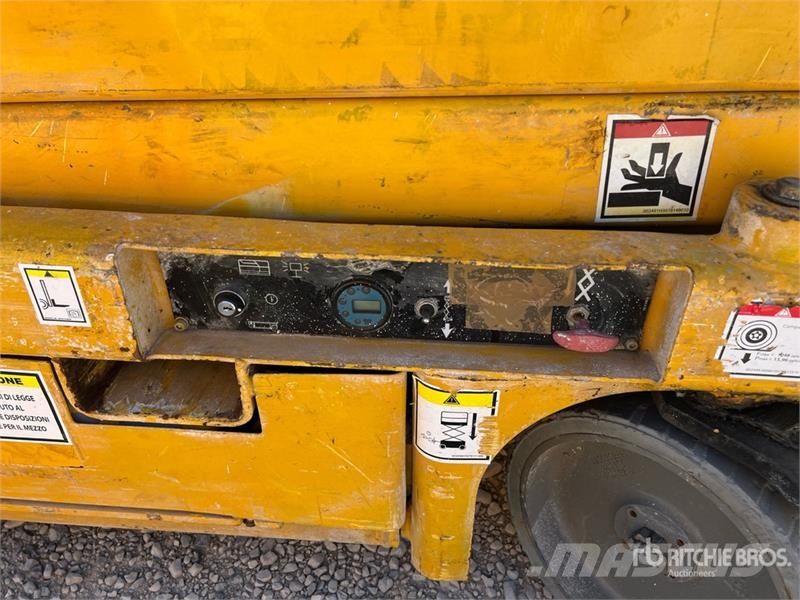 Haulotte Compact 10N Electric Scissor Lift (Inoperable) Ανυψωτήρες ψαλιδωτής άρθρωσης