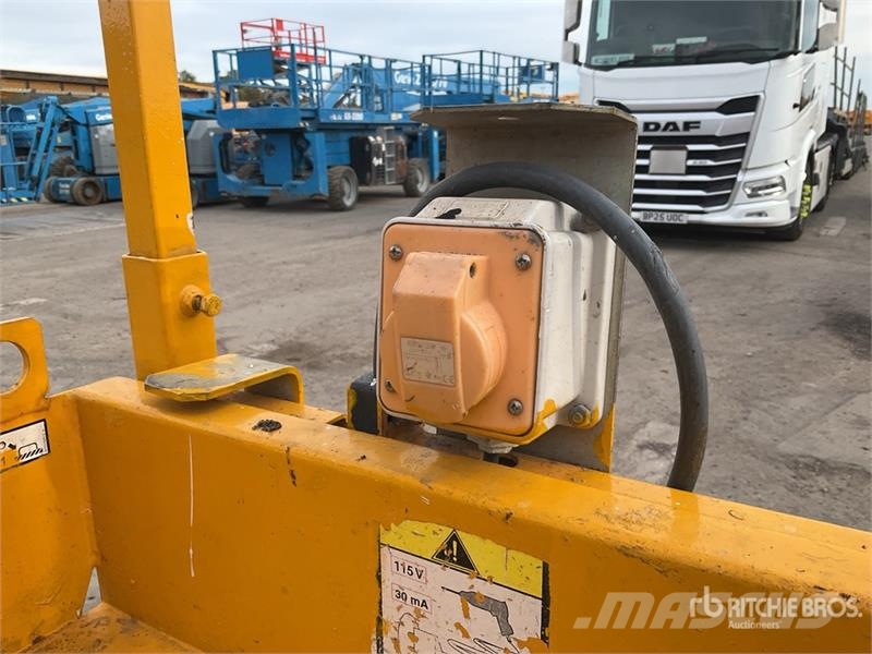 Haulotte Compact 10N Electric Scissor Lift Ollós emelők
