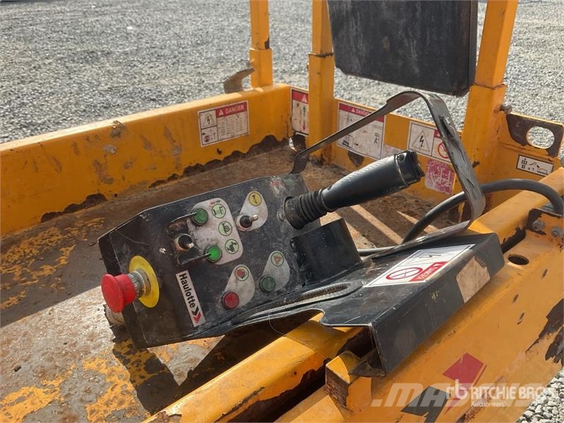 Haulotte COMPACT 10N Electric Scissor Lift Scheren-Arbeitsbühnen