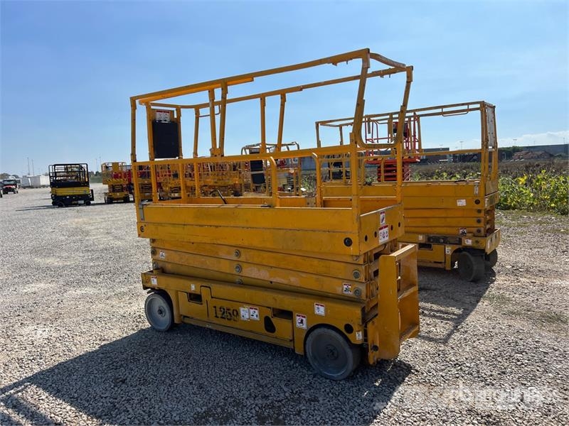 Haulotte Compact 10N Electric Scissor Lift (Inoperable) Ανυψωτήρες ψαλιδωτής άρθρωσης