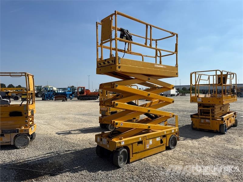 Haulotte Compact 10N Electric Scissor Lift Scheren-Arbeitsbühnen