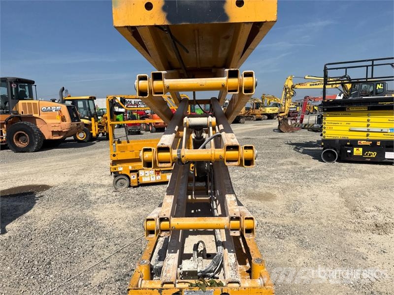 Haulotte Compact 10N Electric Scissor Lift Ollós emelők