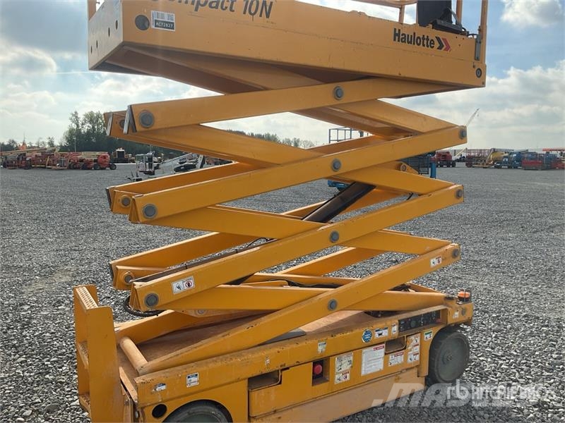 Haulotte COMPACT 10N Electric Scissor Lift Käärtõstukid
