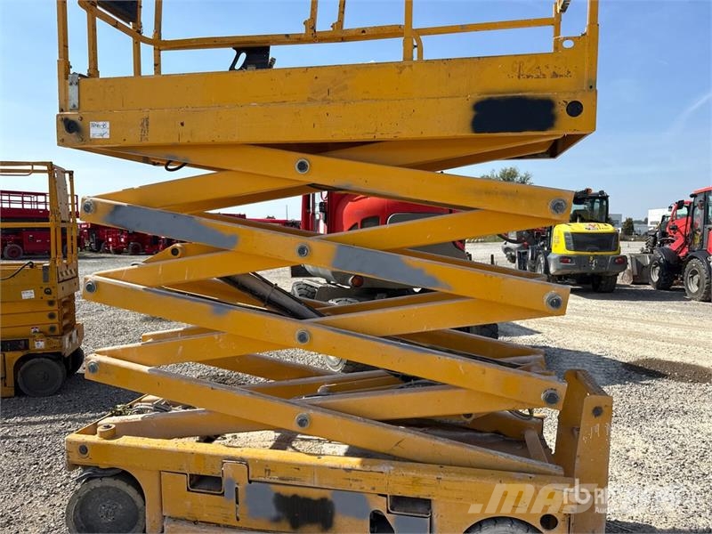 Haulotte Compact 10N Electric Scissor Lift Ollós emelők