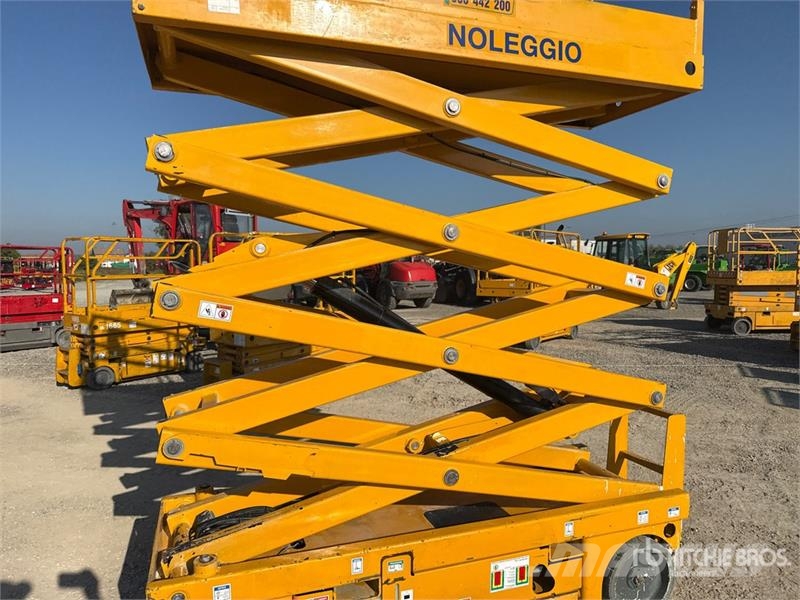 Haulotte Compact 10N Electric Scissor Lift Scissor lifts