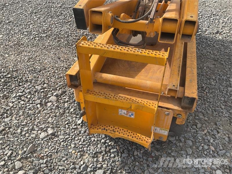 Haulotte COMPACT 10N Electric Scissor Lift Käärtõstukid