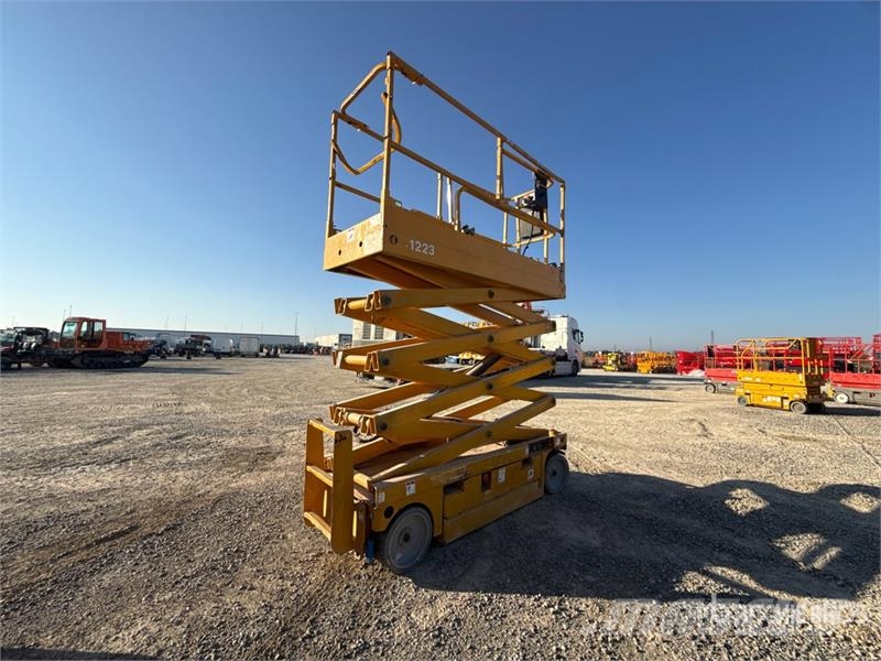 Haulotte Compact 10N Electric Scissor Lift Scissor lifts