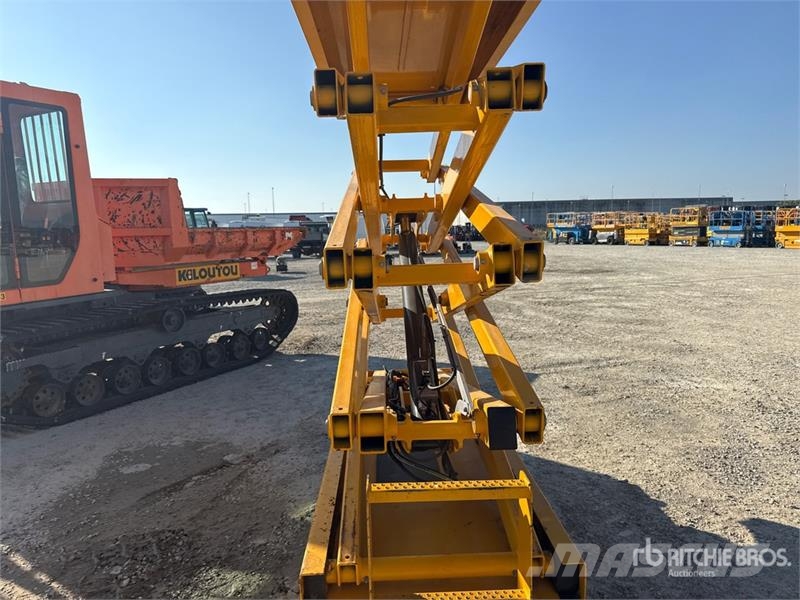 Haulotte Compact 10N Electric Scissor Lift Scissor lifts