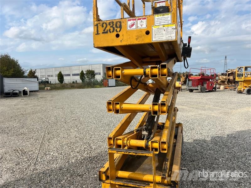 Haulotte Compact 10N Electric Scissor Lift Makasli platformlar