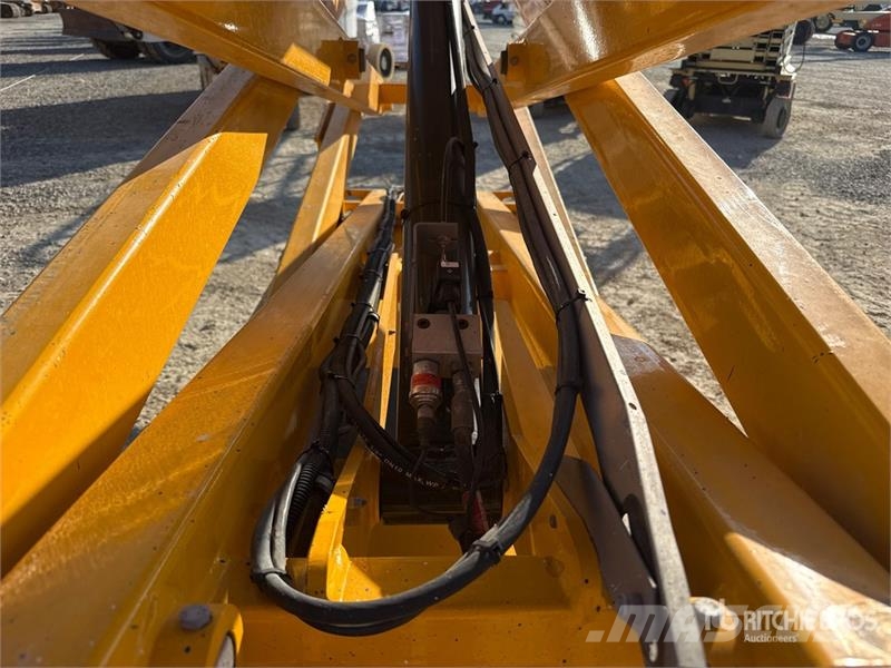 Haulotte Compact 10N Electric Scissor Lift Scissor lifts