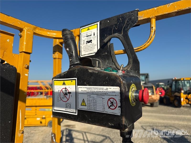 Haulotte Compact 10N Electric Scissor Lift Scissor lifts