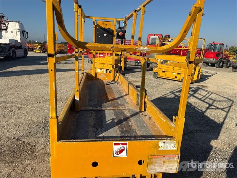 Haulotte Compact 10N Electric Scissor Lift Scissor lifts