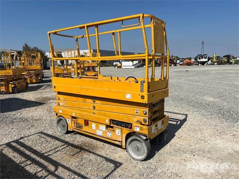 Haulotte Compact 10N Electric Scissor Lift (Inoperable) Ανυψωτήρες ψαλιδωτής άρθρωσης
