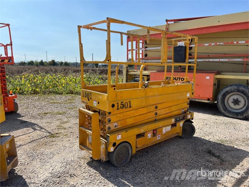 Haulotte Compact 10N Electric Scissor Lift (Inoperable) Ανυψωτήρες ψαλιδωτής άρθρωσης