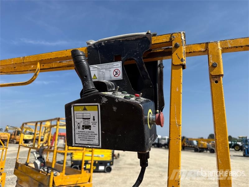Haulotte Compact 10N Electric Scissor Lift Scheren-Arbeitsbühnen