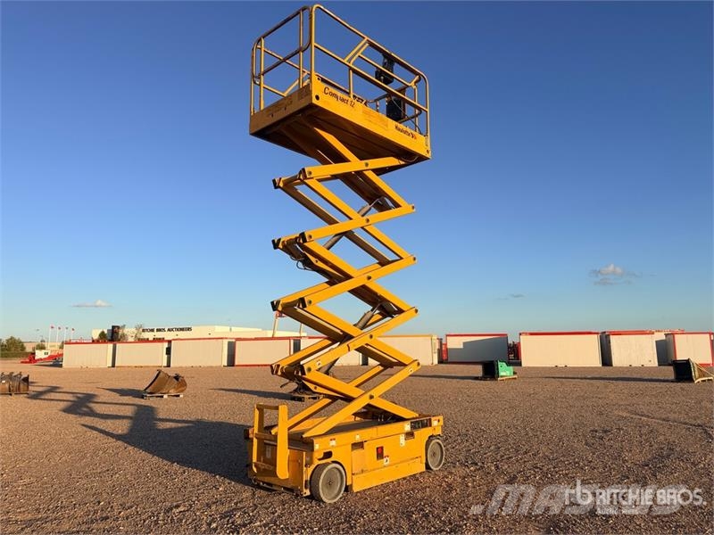 Haulotte Compact 12 Electric Nacelle Ciseau Scissor Lift Nacelle ciseaux