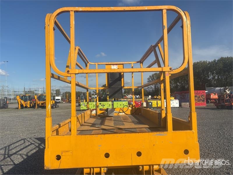 Haulotte COMPACT 12 Electric Scissor Lift Scissor lifts