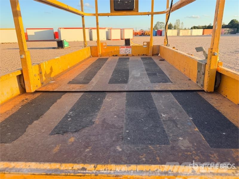 Haulotte Compact 12 Electric Nacelle Ciseau Scissor Lift Nacelle ciseaux