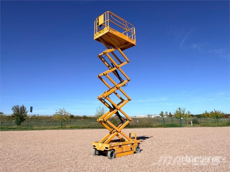 Haulotte Compact 12 Electric Nacelle Ciseau Scissor Lift Nacelle ciseaux
