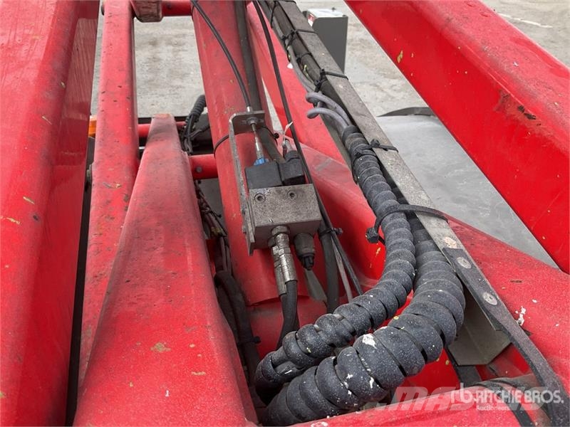 Haulotte Compact 12DX 4x4 Diesel Scissor Lift Scheren-Arbeitsbühnen