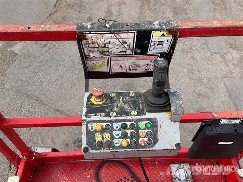 Haulotte Compact 12DX 4x4 Diesel Scissor Lift Scheren-Arbeitsbühnen