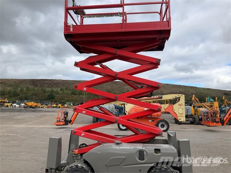 Haulotte Compact 12DX 4x4 Diesel Scissor Lift Scheren-Arbeitsbühnen