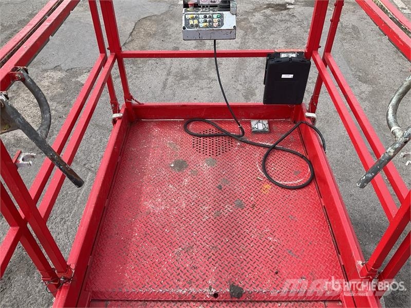 Haulotte Compact 12DX 4x4 Diesel Scissor Lift Scheren-Arbeitsbühnen