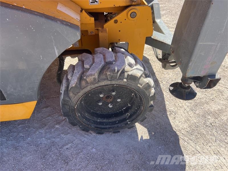 Haulotte Compact 12DX 4x4 Diesel Nacelle Ciseau Scissor Lif Nacelle ciseaux